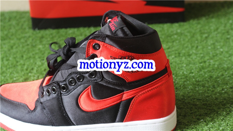 Authentic Air Jordan 1 Retro Satin Banned